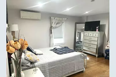 27-15 Butler Street, East Elmhurst, NY 11369 - Photo 3