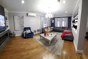 27-15 Butler St, East Elmhurst, NY 11369 - Photo 7