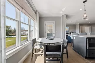 22302 Aspenwood Dr, Plainview, NY 11803 - Photo 19