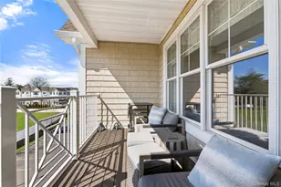 22302 Aspenwood Dr, Plainview, NY 11803 - Photo 21