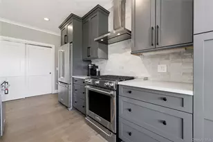 22302 Aspenwood Dr, Plainview, NY 11803 - Photo 17