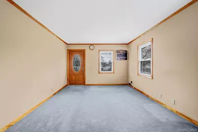 1760 Slocum Street, Hewlett, NY 11557 - Photo 7