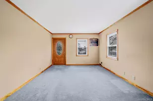 1760 Slocum St, Hewlett, NY 11557 - Photo 7