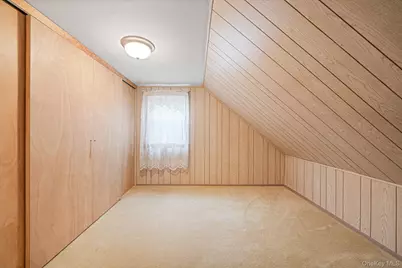 1760 Slocum Street, Hewlett, NY 11557 - Photo 17