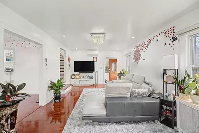 11 Baker Hill Road, Great Neck, NY 11023 - Photo 9