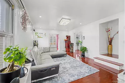 11 Baker Hill Road, Great Neck, NY 11023 - Photo 5