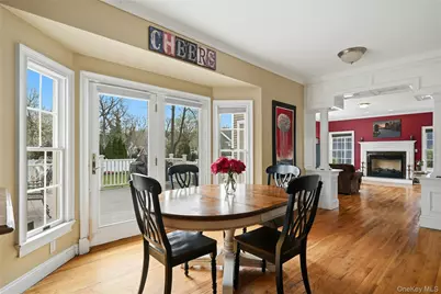 20 E Main Street, Huntington, NY 11743 - Photo 9