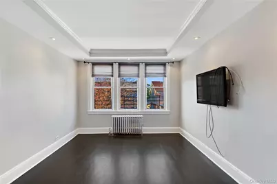 1402 Thieriot Avenue, Bronx, NY 10460 - Photo 19