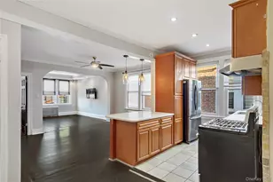 1402 Thieriot Ave, Bronx, NY 10460 - Photo 29