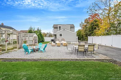 45 Maple Avenue, Patchogue, NY 11772 - Photo 25