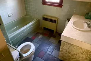 499 Old Country Rd, Deer Park, NY 11729 - Photo 9