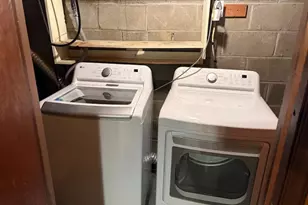 499 Old Country Rd, Deer Park, NY 11729 - Photo 13