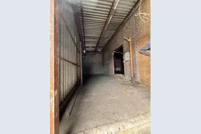 220 Stewart Avenue, Brooklyn, NY 11237 - Photo 9