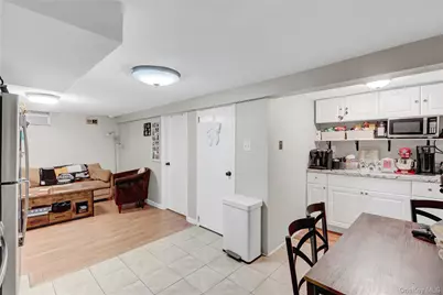 1105 N Broadway, Massapequa, NY 11758 - Photo 21