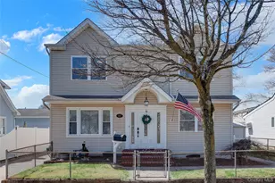 1105 N Broadway, Massapequa, NY 11758 - Photo 23