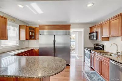 1105 N Broadway, Massapequa, NY 11758 - Photo 7