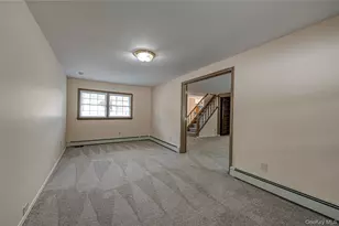16 Sussex Ln, Lake Grove, NY 11755 - Photo 23