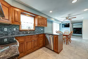 16 Sussex Ln, Lake Grove, NY 11755 - Photo 13
