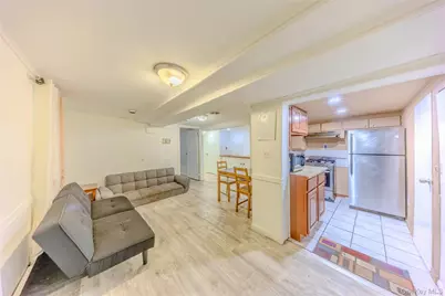 1557 Glover Street, Bronx, NY 10462 - Photo 25