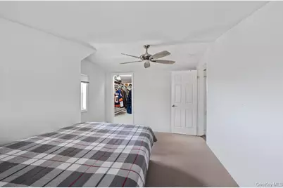 41 Babylon Street, Mastic, NY 11950 - Photo 25