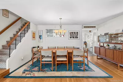 34 Link Lane, Hicksville, NY 11801 - Photo 17