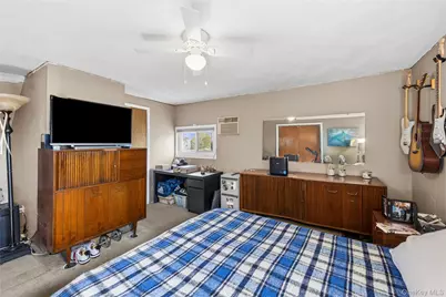 34 Link Lane, Hicksville, NY 11801 - Photo 29