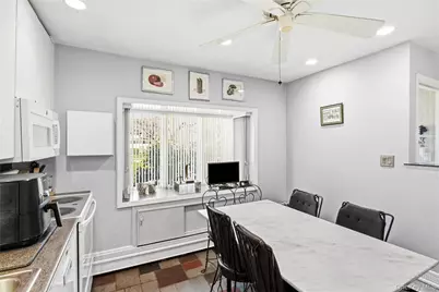 34 Link Lane, Hicksville, NY 11801 - Photo 7