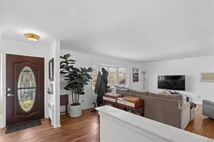 180 Boston Ave, Massapequa, NY 11758 - Photo 7