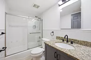 94-30 Magnolia Ct, Ozone Park, NY 11417 - Photo 17