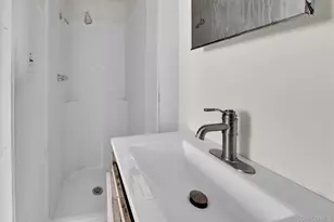 811 W Park Ave, Long Beach, NY 11561 - Photo 11