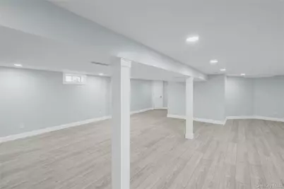 21 Fuller Street, Dix Hills, NY 11746 - Photo 25