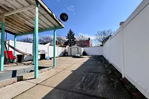 120-29 Inwood St, Jamaica, NY 11436 - Photo 25