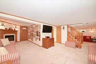 2 Oak Pl, Massapequa, NY 11758 - Photo 19