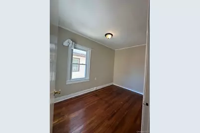 234 W Market Street, Long Beach, NY 11561 - Photo 17