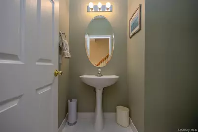 8 Cragmere Drive #8, Nanuet, NY 10954 - Photo 11