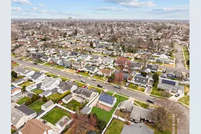 762 Buchanan Road, East Meadow, NY 11554 - Photo 13