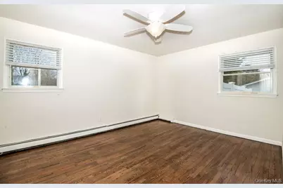 11 Akron Place, Shoreham, NY 11786 - Photo 13