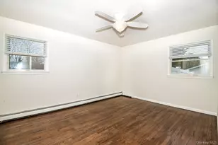 11 Akron Pl, Shoreham, NY 11786 - Photo 13