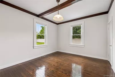 401 Ocean Avenue, Malverne, NY 11565 - Photo 17