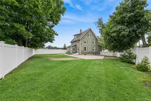 401 Ocean Ave, Malverne, NY 11565 - Photo 33