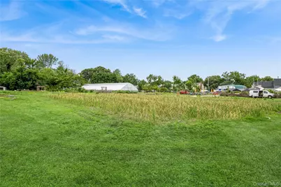 401 Ocean Avenue, Malverne, NY 11565 - Photo 35