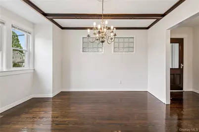 401 Ocean Avenue, Malverne, NY 11565 - Photo 11