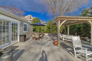 334 Raymond St, Rockville Centre, NY 11570 - Photo 27