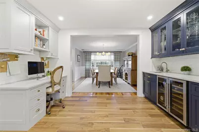 334 Raymond Street, Rockville Centre, NY 11570 - Photo 9