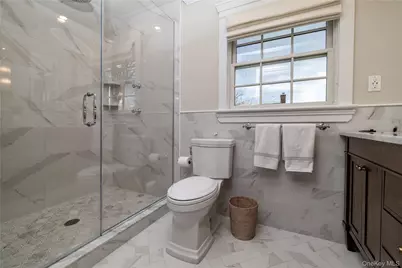 334 Raymond Street, Rockville Centre, NY 11570 - Photo 19