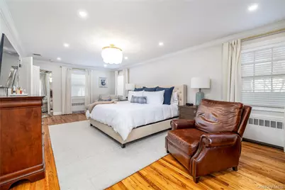 334 Raymond Street, Rockville Centre, NY 11570 - Photo 17