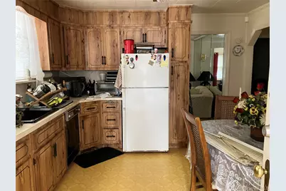 167 Cedar Road E, Mastic Beach, NY 11951 - Photo 9