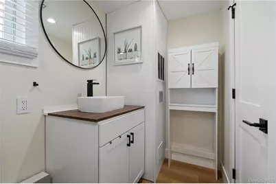 333 Cass Street, Dix Hills, NY 11746 - Photo 9