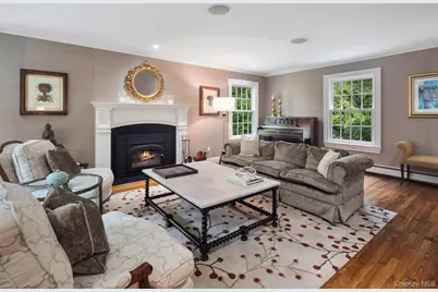 12 Suzanne Lane, Chappaqua, NY 10514 - Photo 7