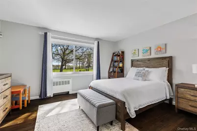 239 Davis Avenue, White Plains, NY 10605 - Photo 13